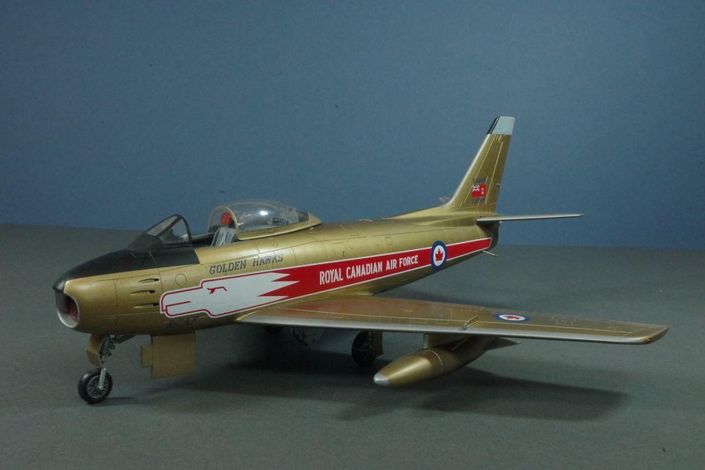 Canadair Sabre 5 "Golden Hawks" Display Team 1:32