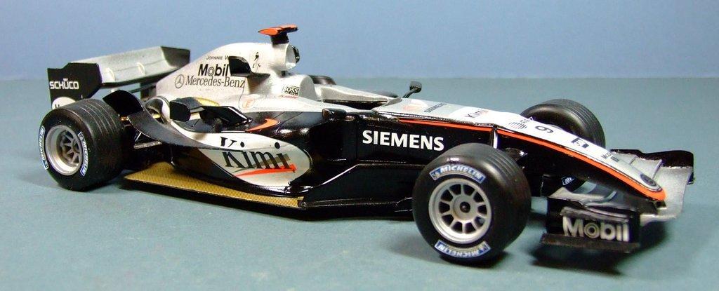 McClaren MP4-20, 1:24