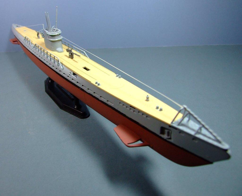 U-Boat IXB, 1:144