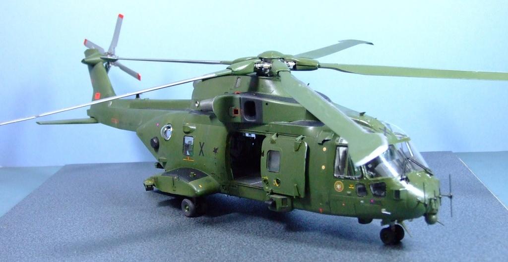 AgustaWestland Merlin HC2, 1:48