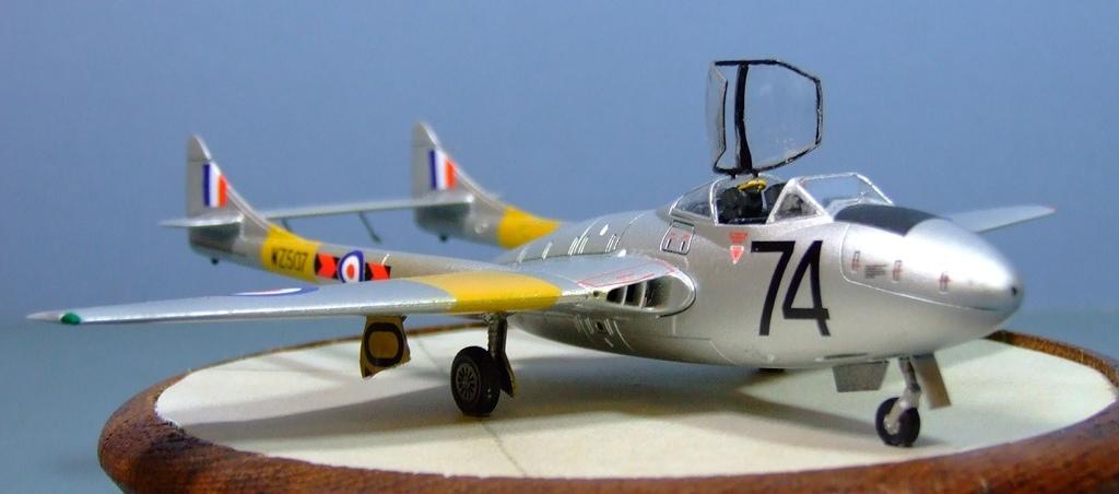 De Havilland Vampire T.11, North Weald, 2012, 1:72