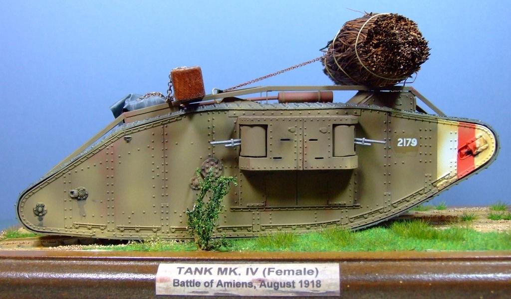 Mk IV "Female" tank, 1:35