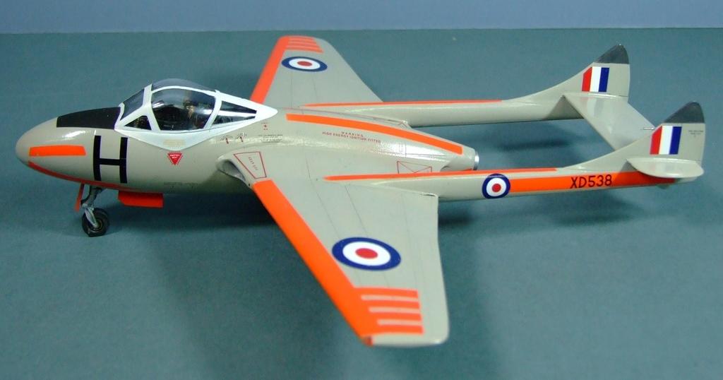 De Havilland Vampire T.11, RAF, 1:48