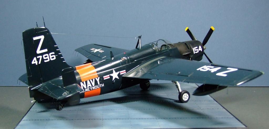 USNR Grumman Guardian, 1:48