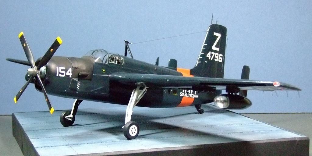 USNR Grumman Guardian, 1:48