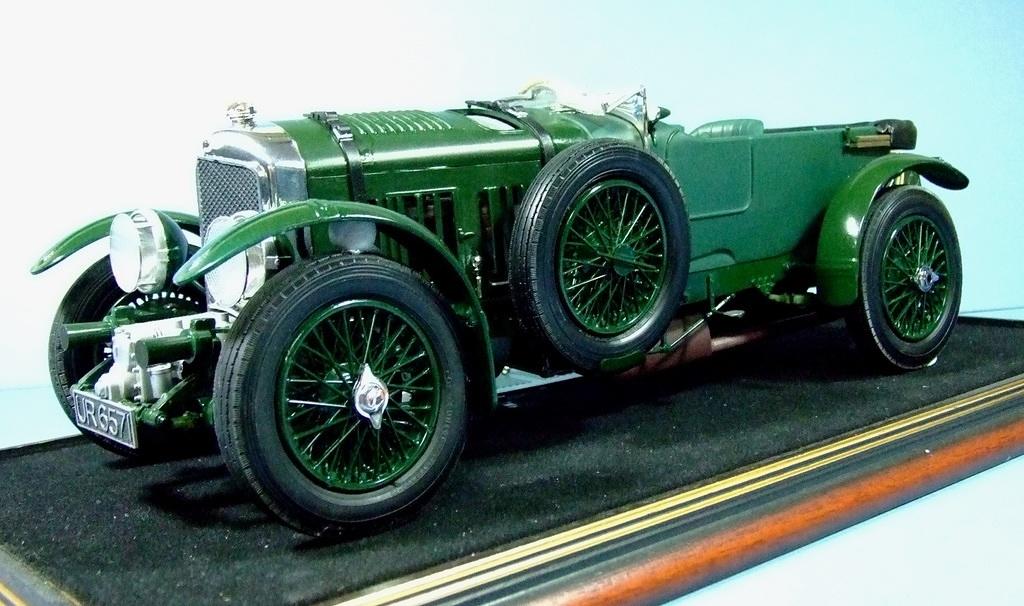 Bentley 1:24