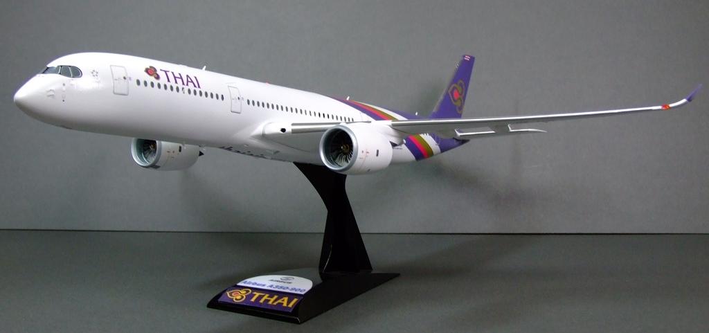 Airbus A350-900, 1:144