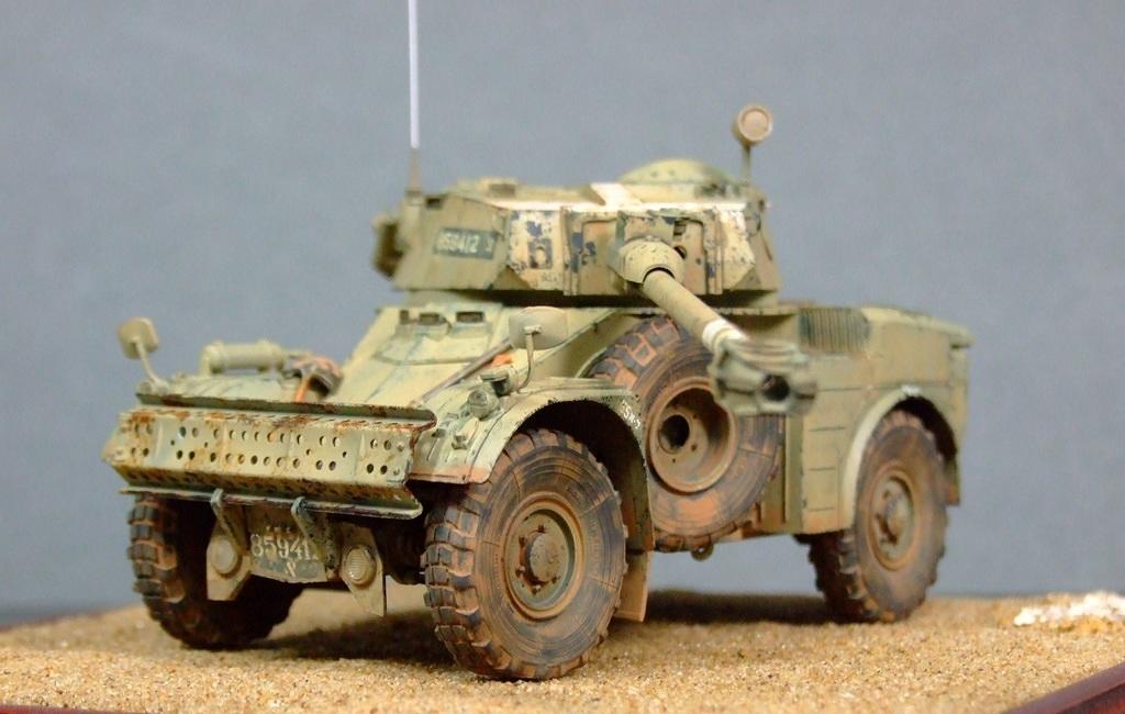 AML-90, Takom 1:35