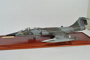 CF-104 D, 1:32