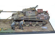 Berg Panther + Panther "D" Diorama